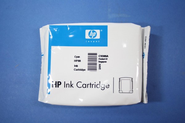 Original HP Tinten Patrone 88 cyan für Officejet 5300 5400 7400 8600 Blister